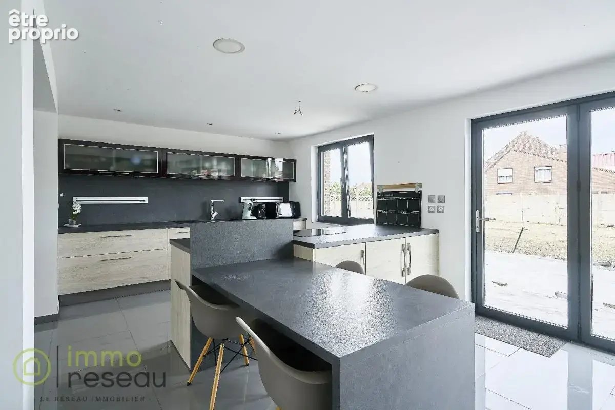 Maison 7 pièces 245 m² à vendre à Pecquencourt (59146) - photo 5