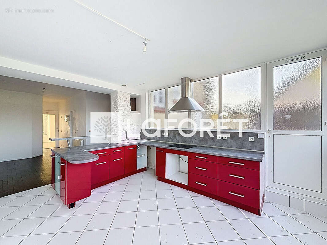 Appartement à MOISSY-CRAMAYEL