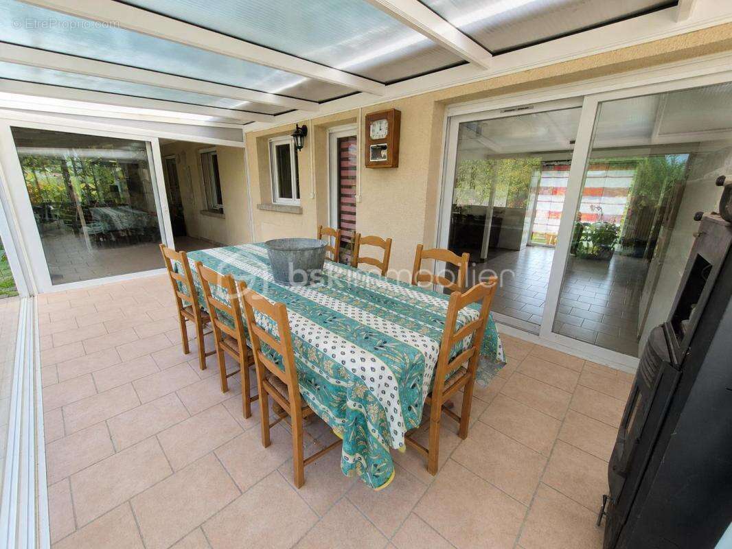  Maison familiale de plain-pied avec sous-sol complet  - photo 10
