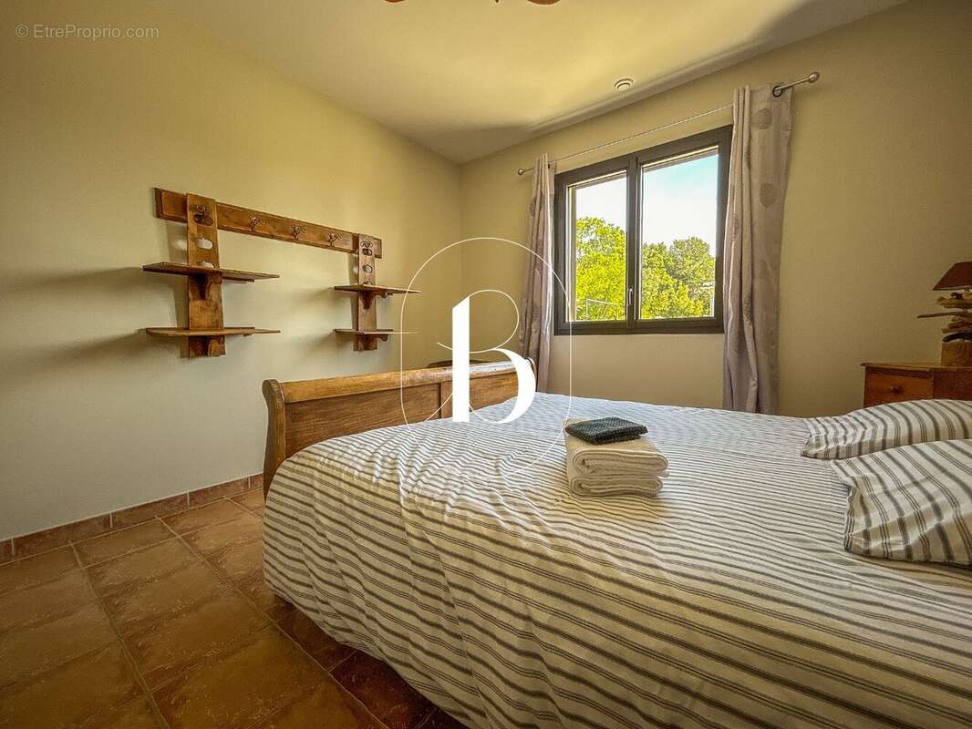 Maison 106 m² à Orgnac-L'aven  - photo 14