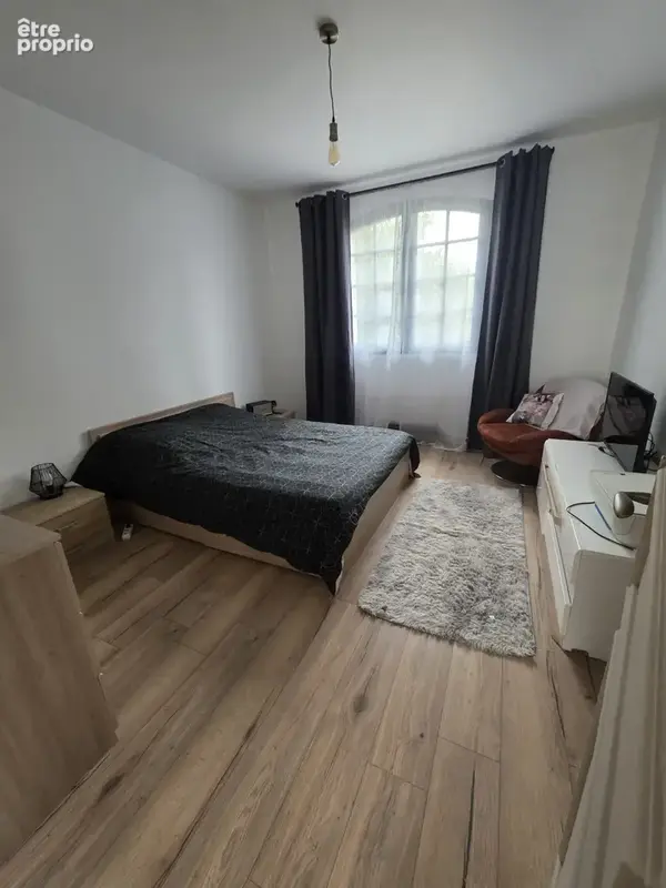 Maison avec piscine et terrain - photo 8
