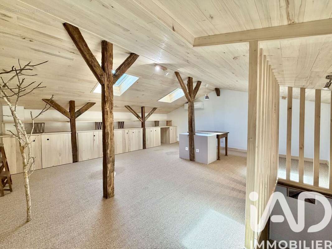 Maison 135 m² à Tillac  - photo 3