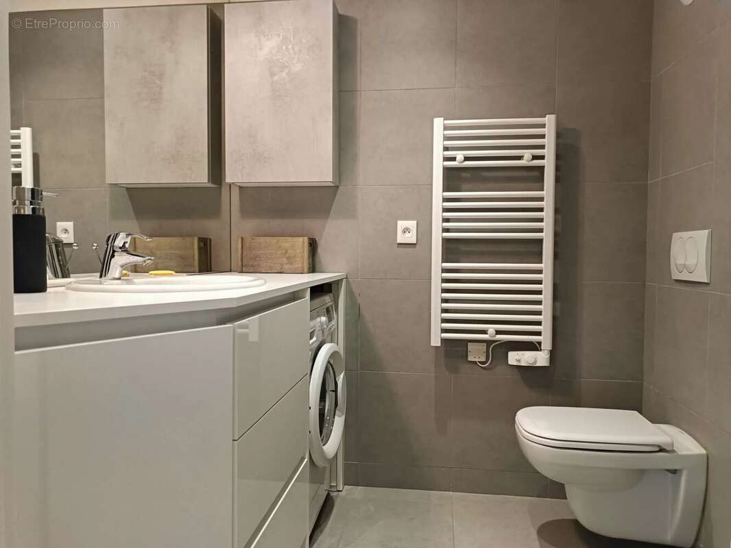 Appartement à ROQUEBRUNE-CAP-MARTIN