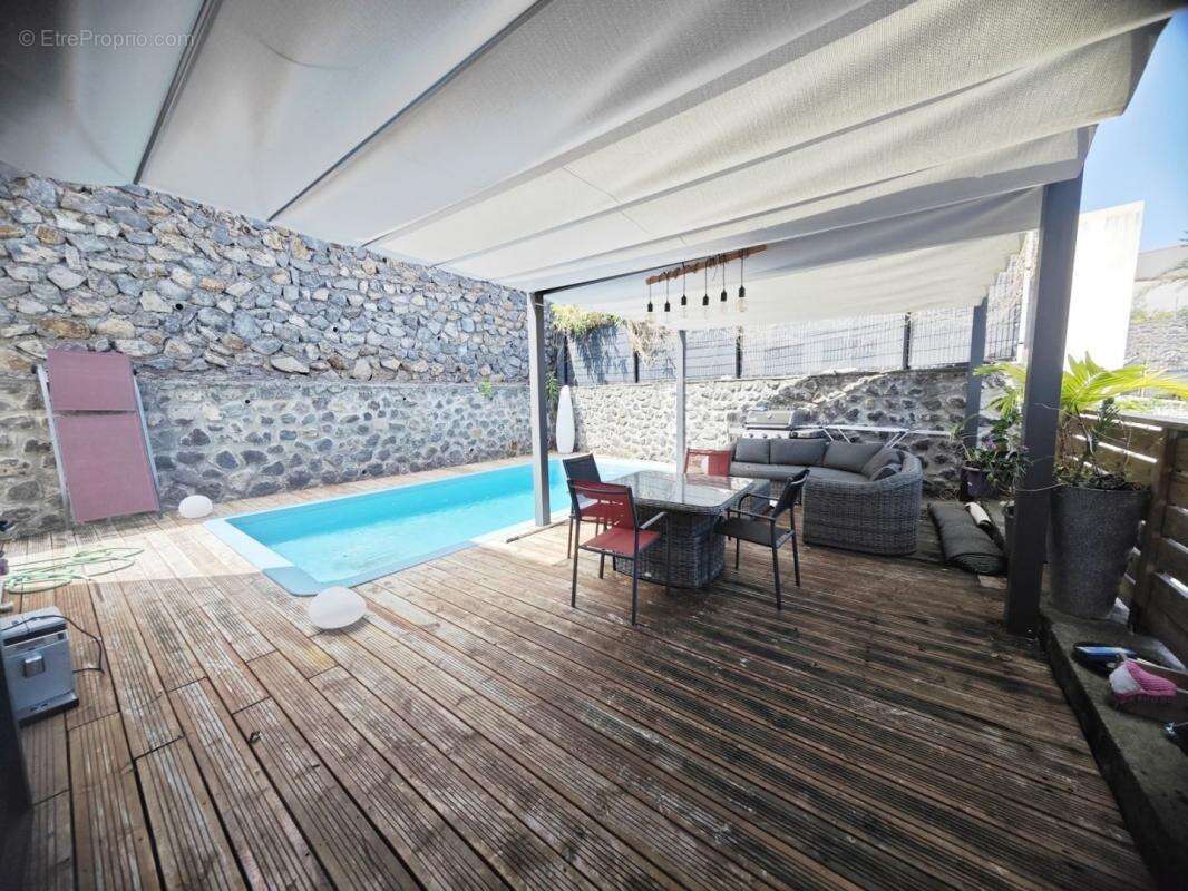 Maison à LA POSSESSION