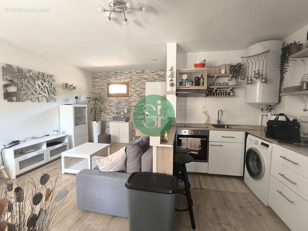 Appartement à SANARY-SUR-MER