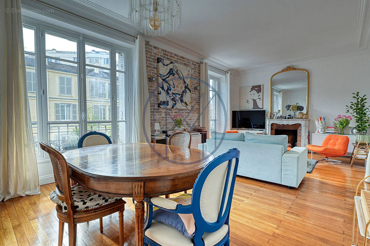 Appartement à VERSAILLES