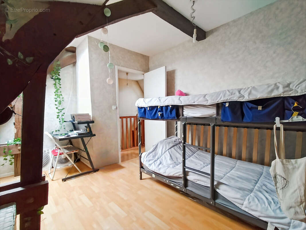 Appartement à SAINT-AUBIN-D'AUBIGNE