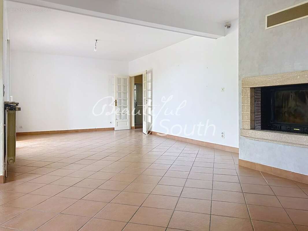 Maison à VILLENEUVE-DE-LA-RAHO