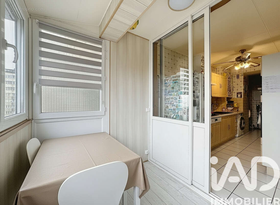 Photo 5 - Appartement à VILLENEUVE-LA-GARENNE