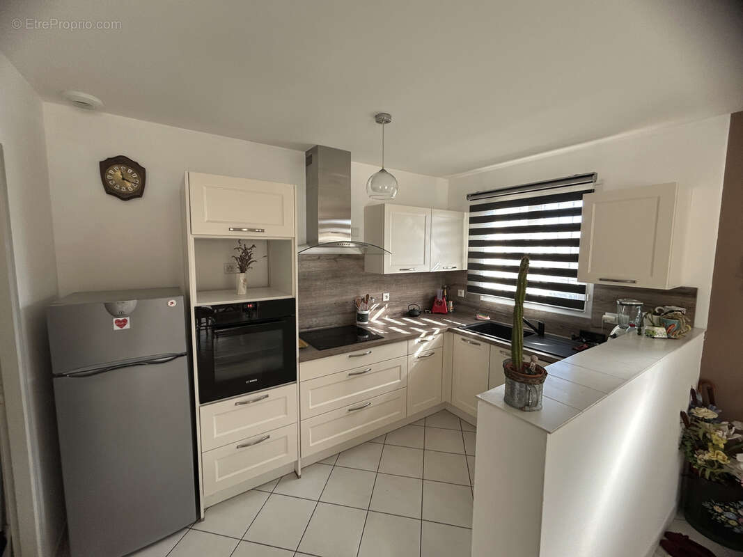 Maison à SAINT-QUENTIN-LA-POTERIE