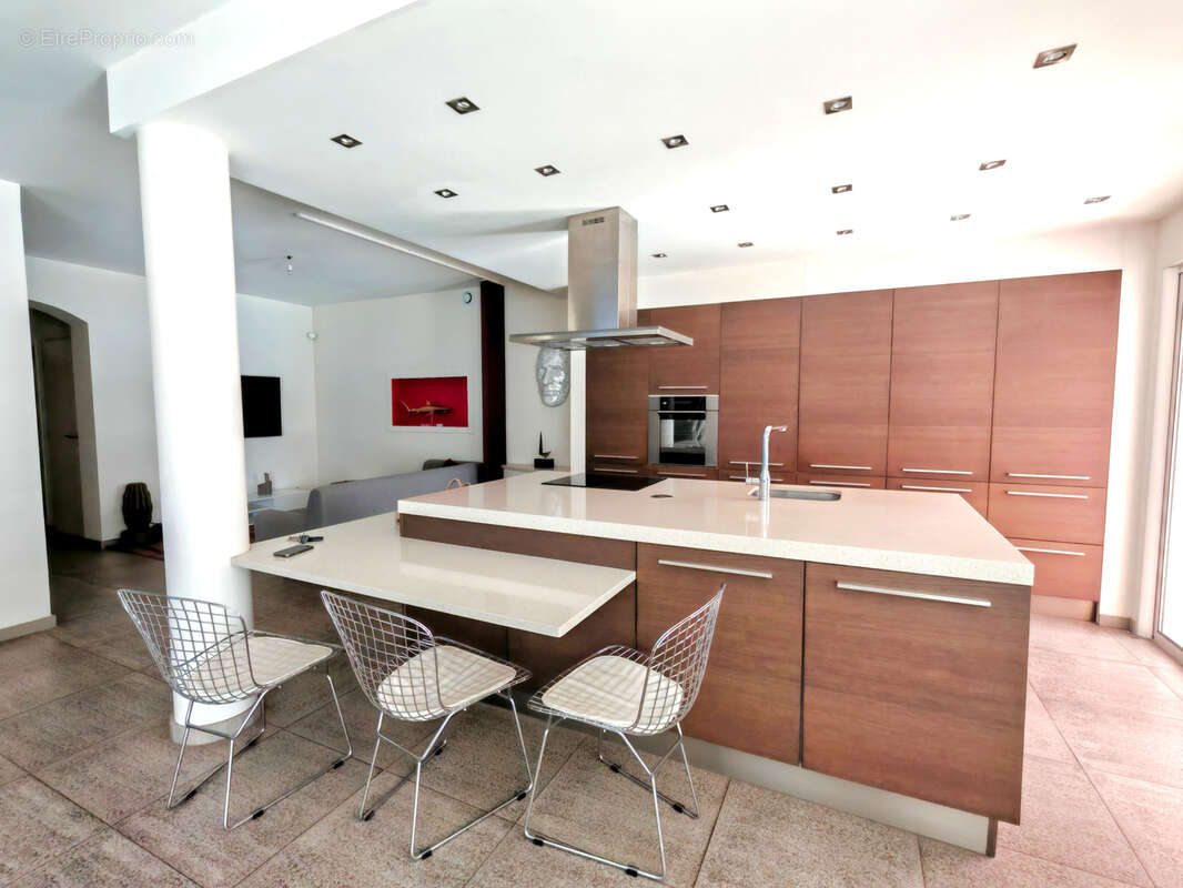 Maison à SAINT-MARTIN-DU-VAR