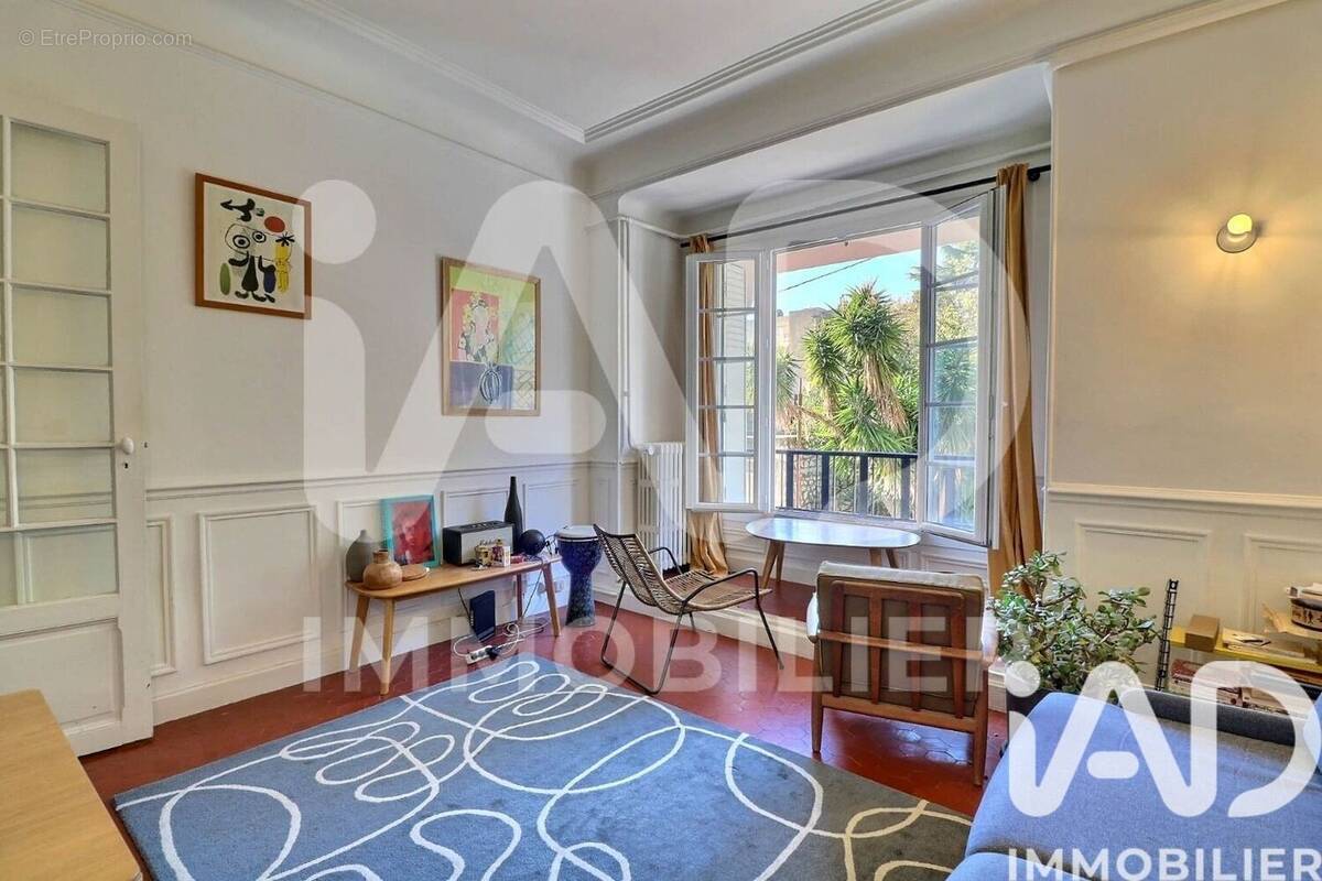 Photo 1 - Appartement à MARSEILLE-8E