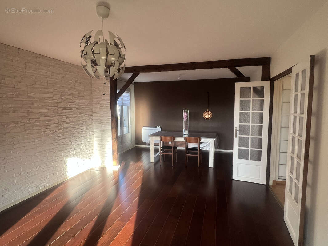 Appartement à JOUE-LES-TOURS