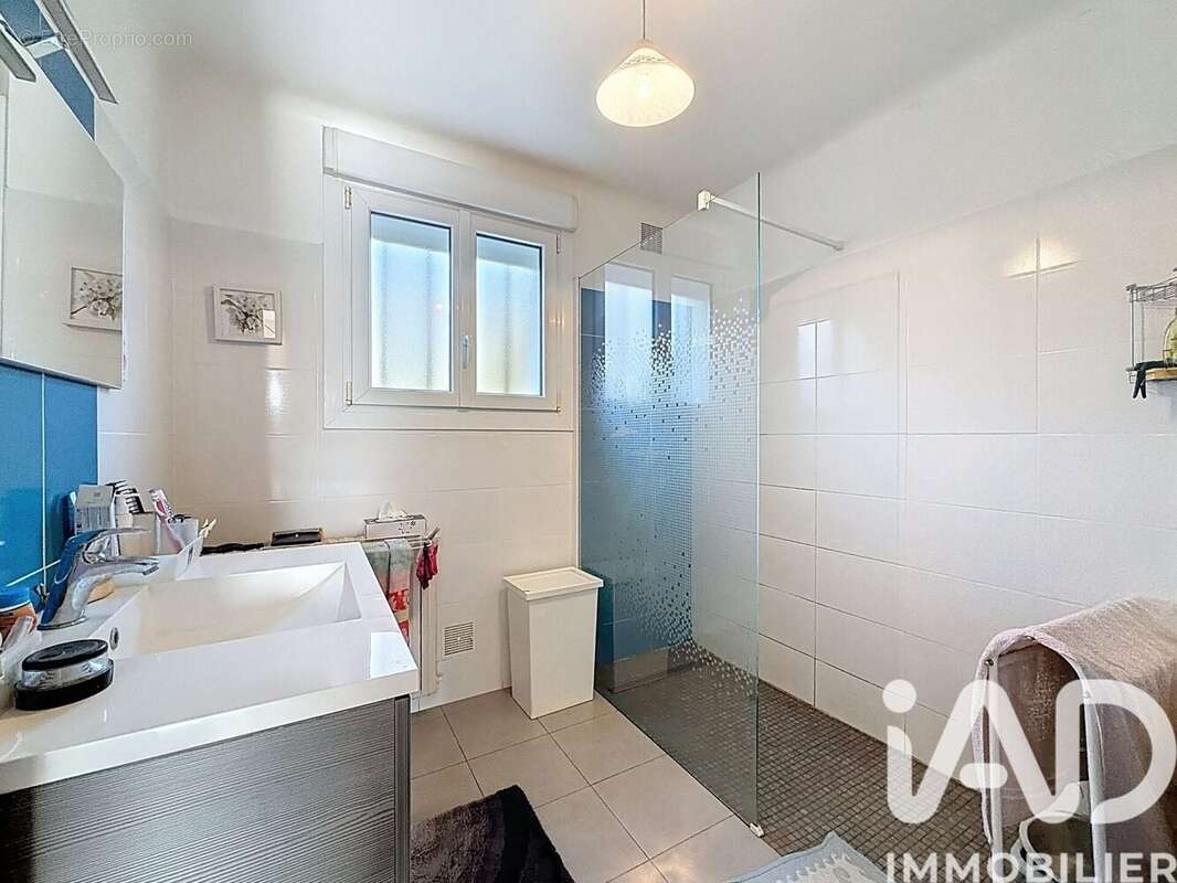 Photo 8 - Maison à BAINS-SUR-OUST