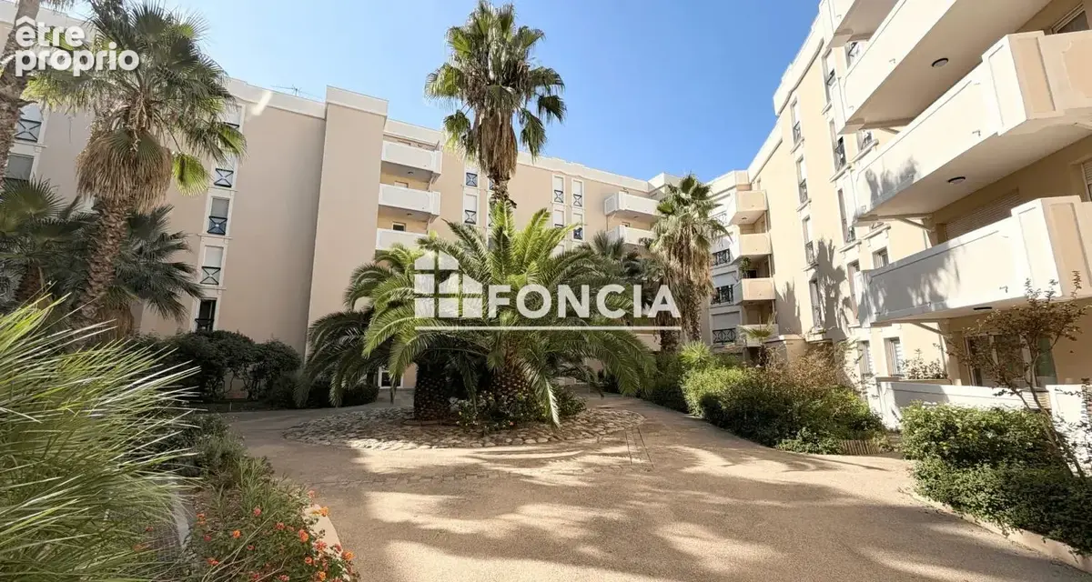 Photo Appartement à Hyeres au prix de 165 600€