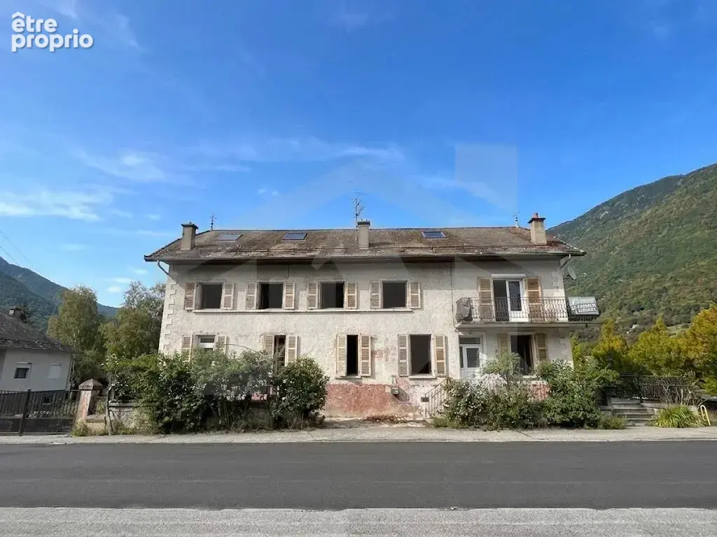 Immeuble de rapport - 331m2 - photo 9