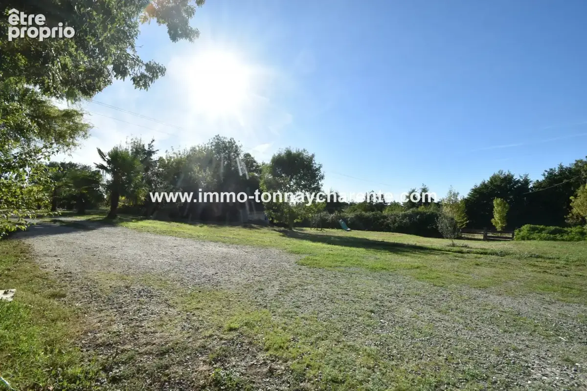 Maison 6 pièces 193 m² à vendre à Tonnay-Charente (17430) - photo 6