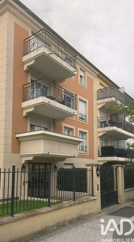 Photo 2 - Appartement à VAUREAL