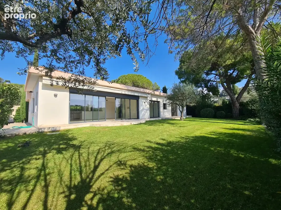 Photo Maison à Mougins au prix de 1 690 000€