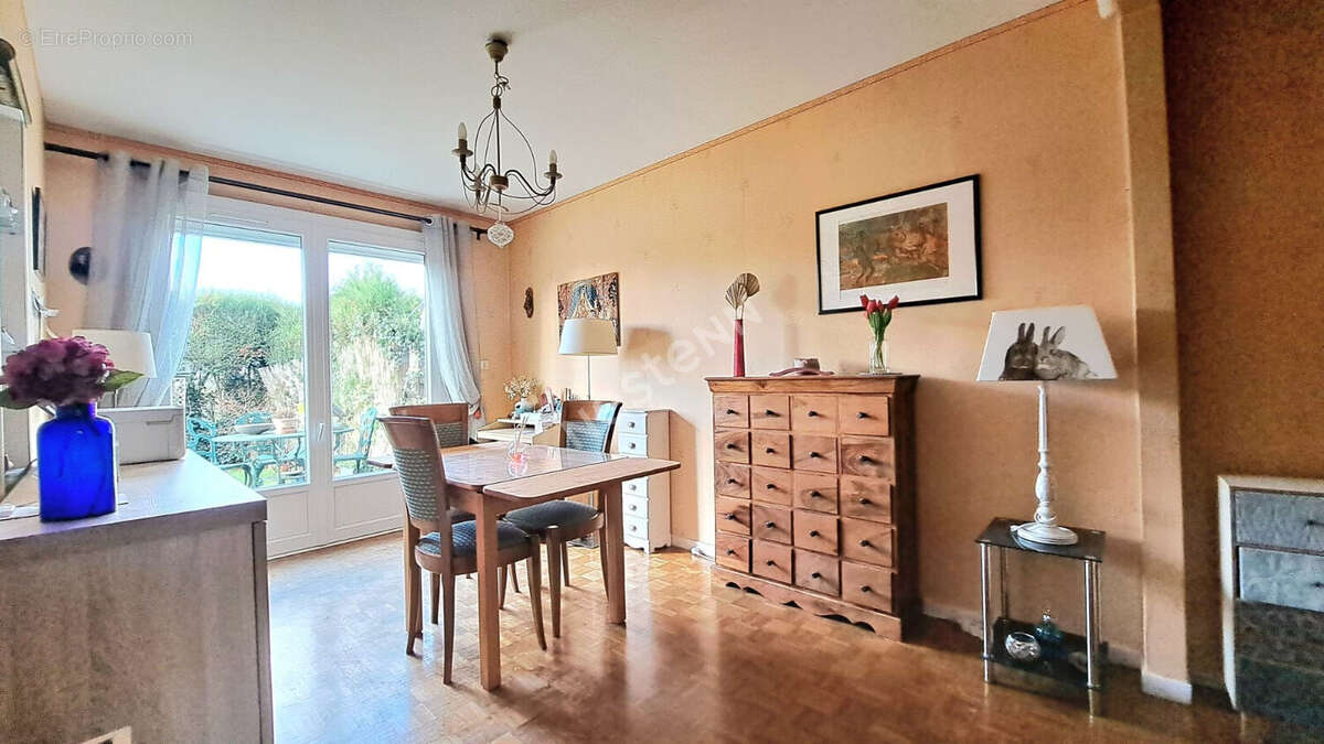 Maison à BELLOY-EN-FRANCE