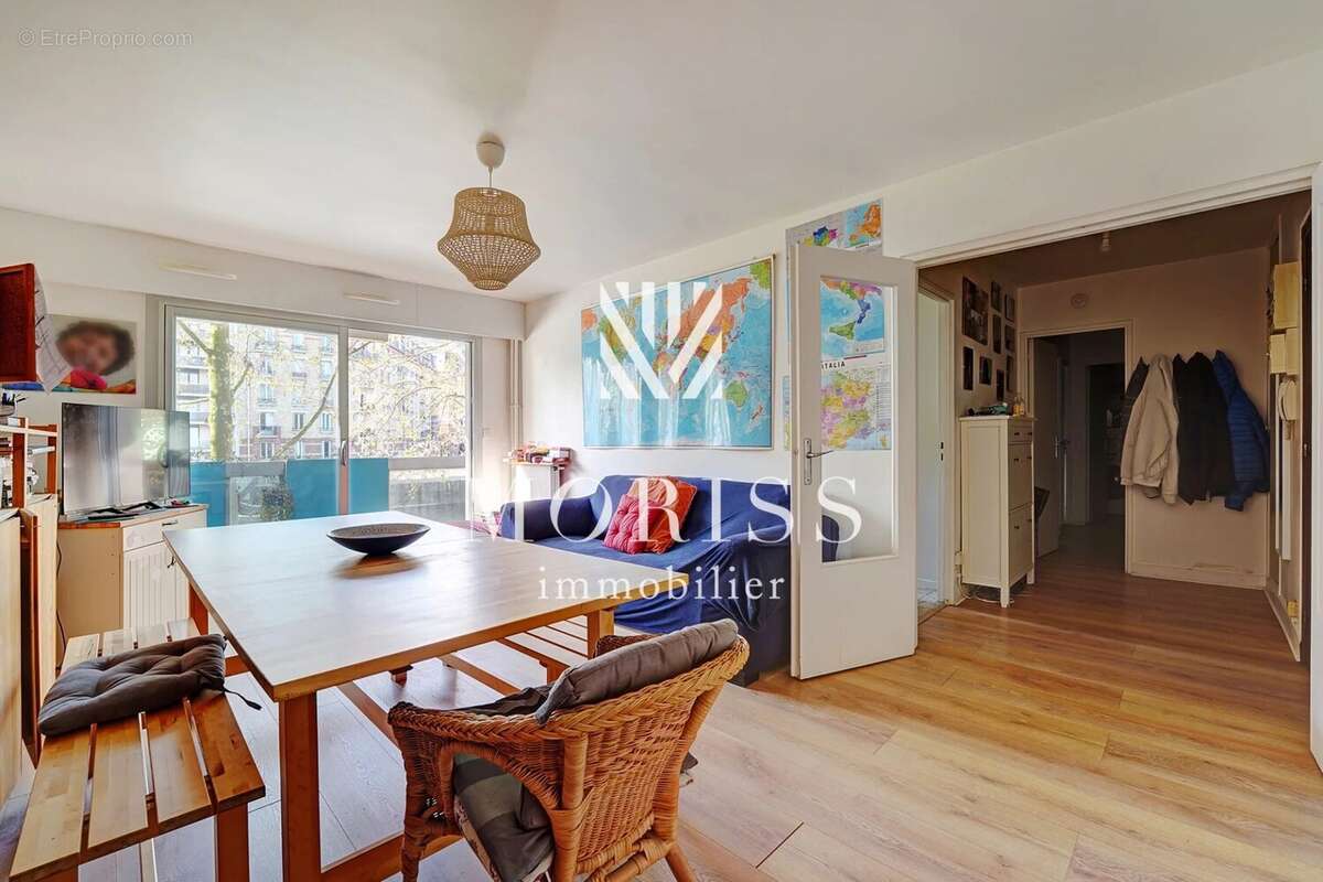 Appartement à PARIS-19E