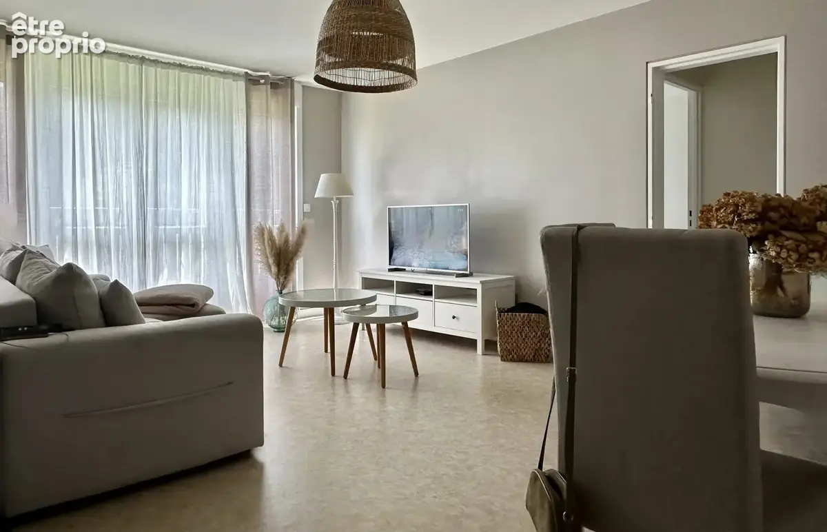 Appartement avec ascenseur -1 chambre- 50 m2-cave et place de parking - photo 7