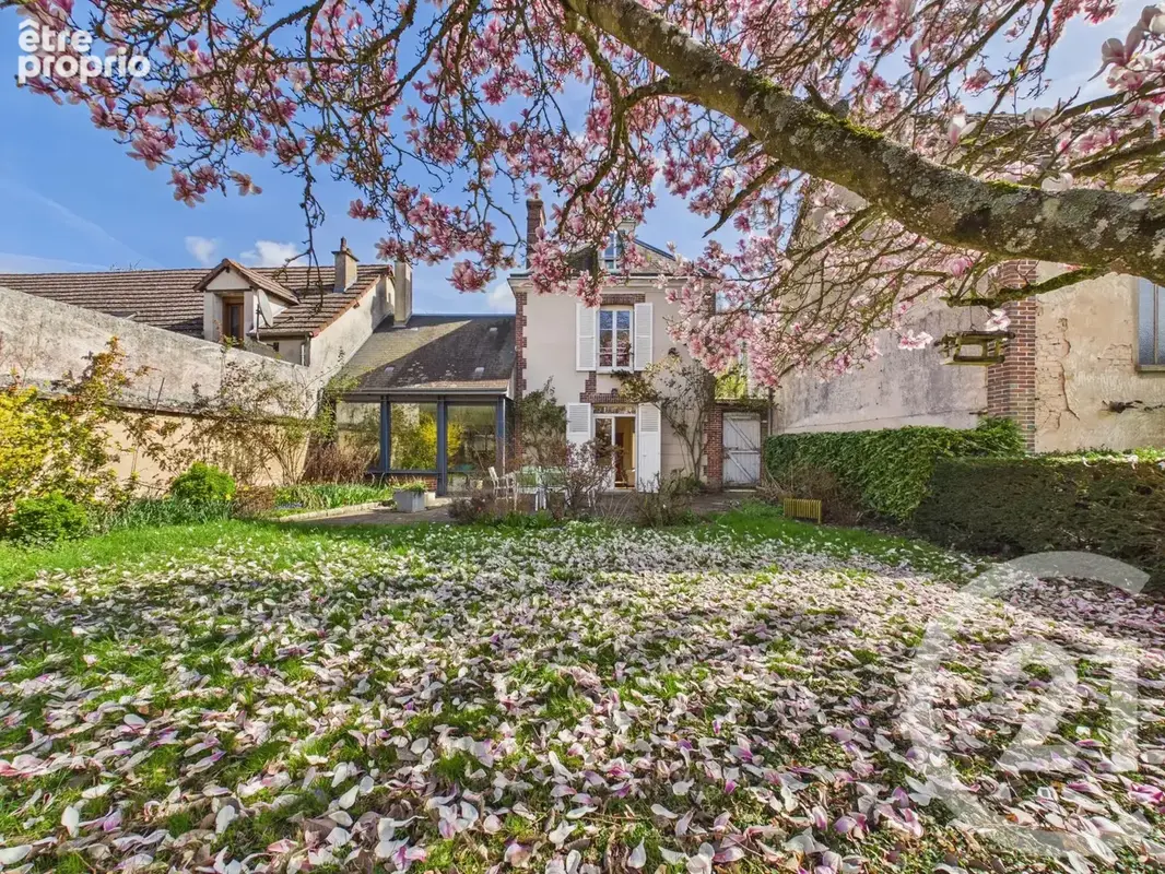 Maison 8 pièces 246 m² à vendre à Chartres (28000) - photo 11