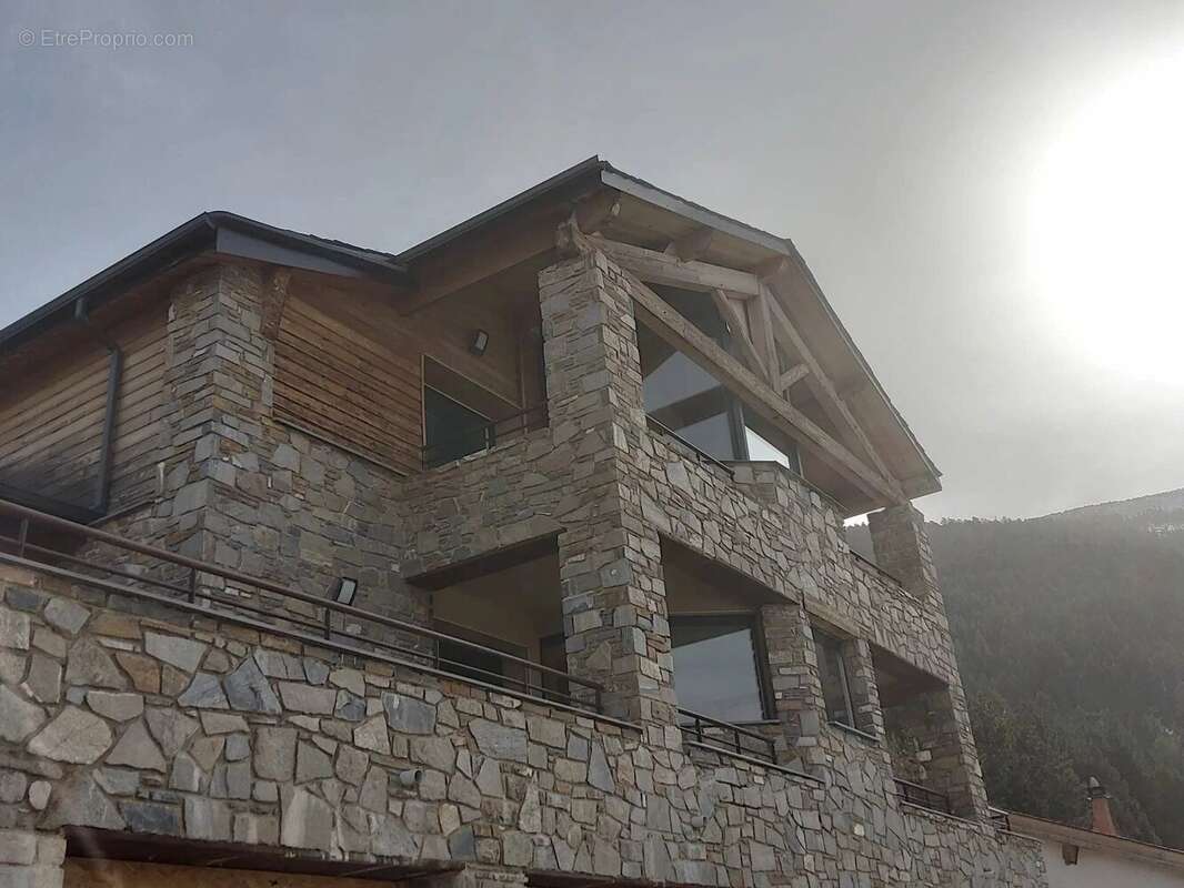 Maison à EYNE