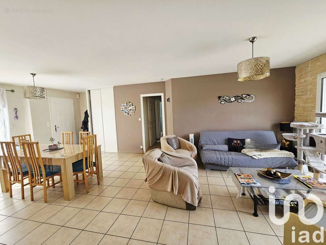 Photo 2 - Maison à TILLIERES