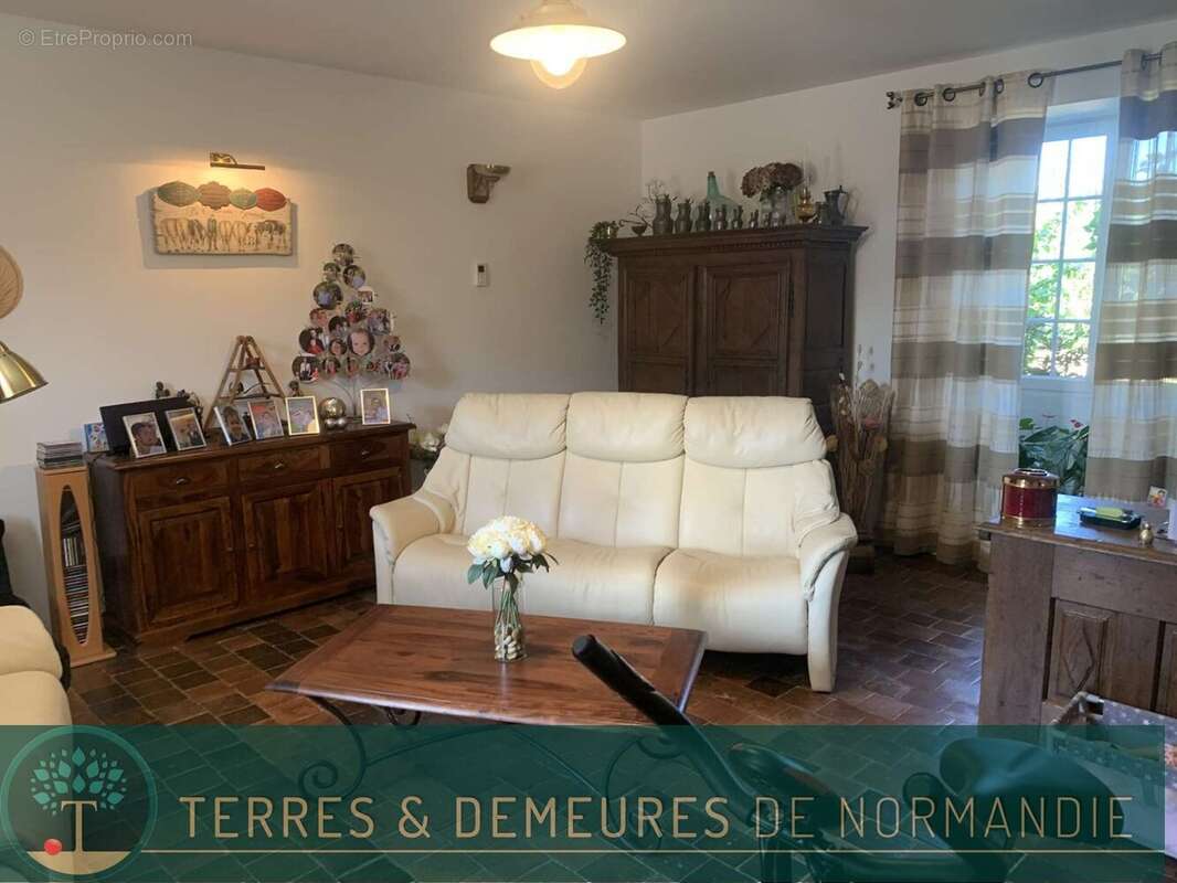 A VENDRE en NORMANDIE dans le département du CALVADOS région LE MOLAY-LITRY (14330) une exploitation agricole herbagère d'une su - photo 5