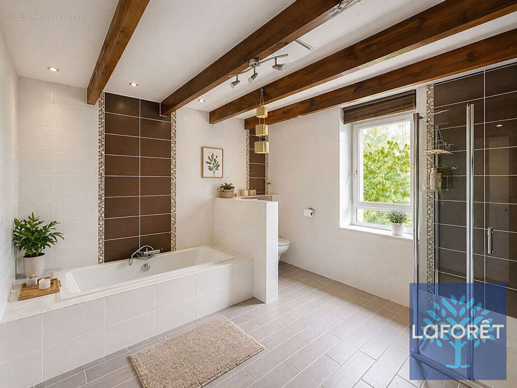 Maison de caractère rénovée - Beaux volumes & vue forêt - photo 9