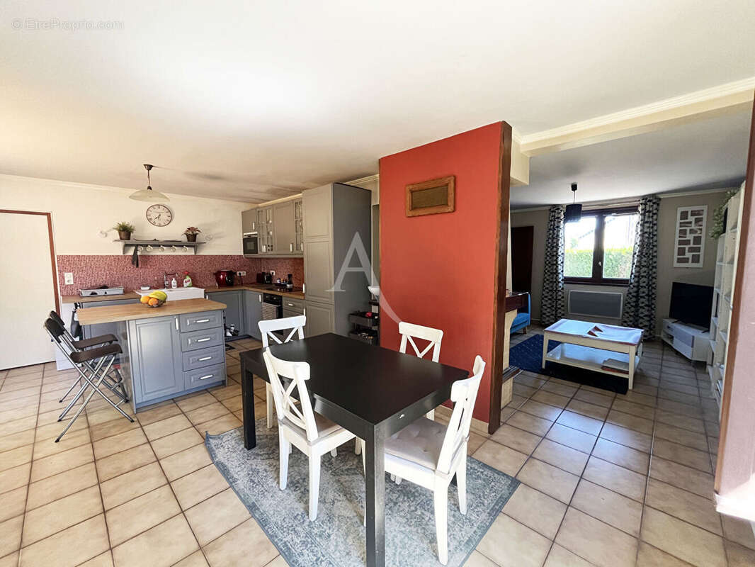Maison à DOURDAN