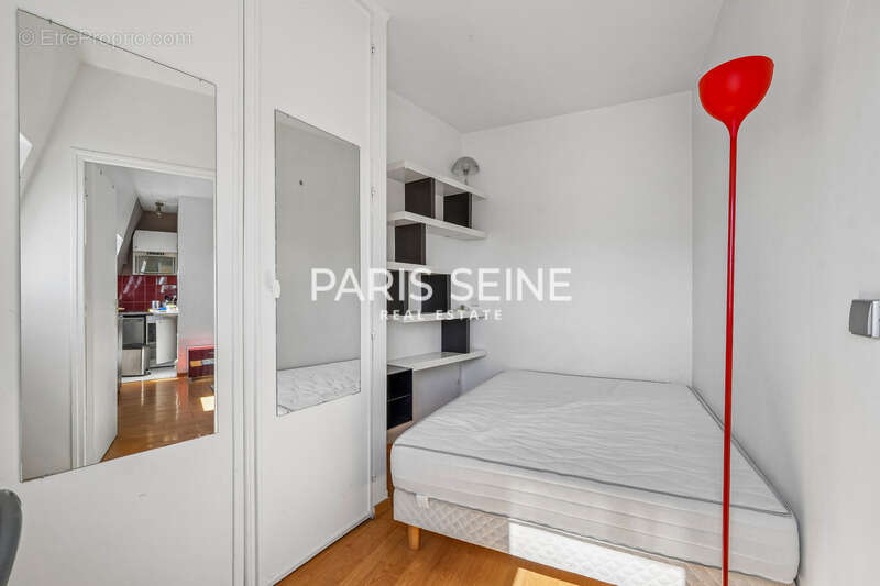 Appartement à PARIS-8E