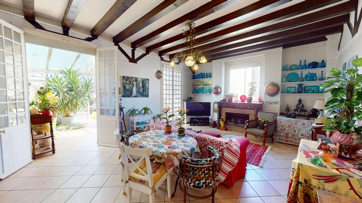 Maison à BRY-SUR-MARNE