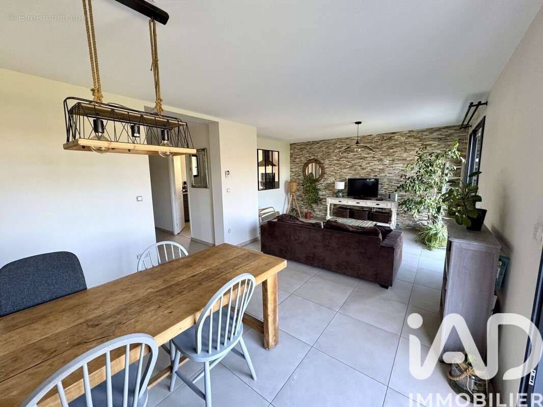 Photo 5 - Maison à CONDE-SUR-VESGRE