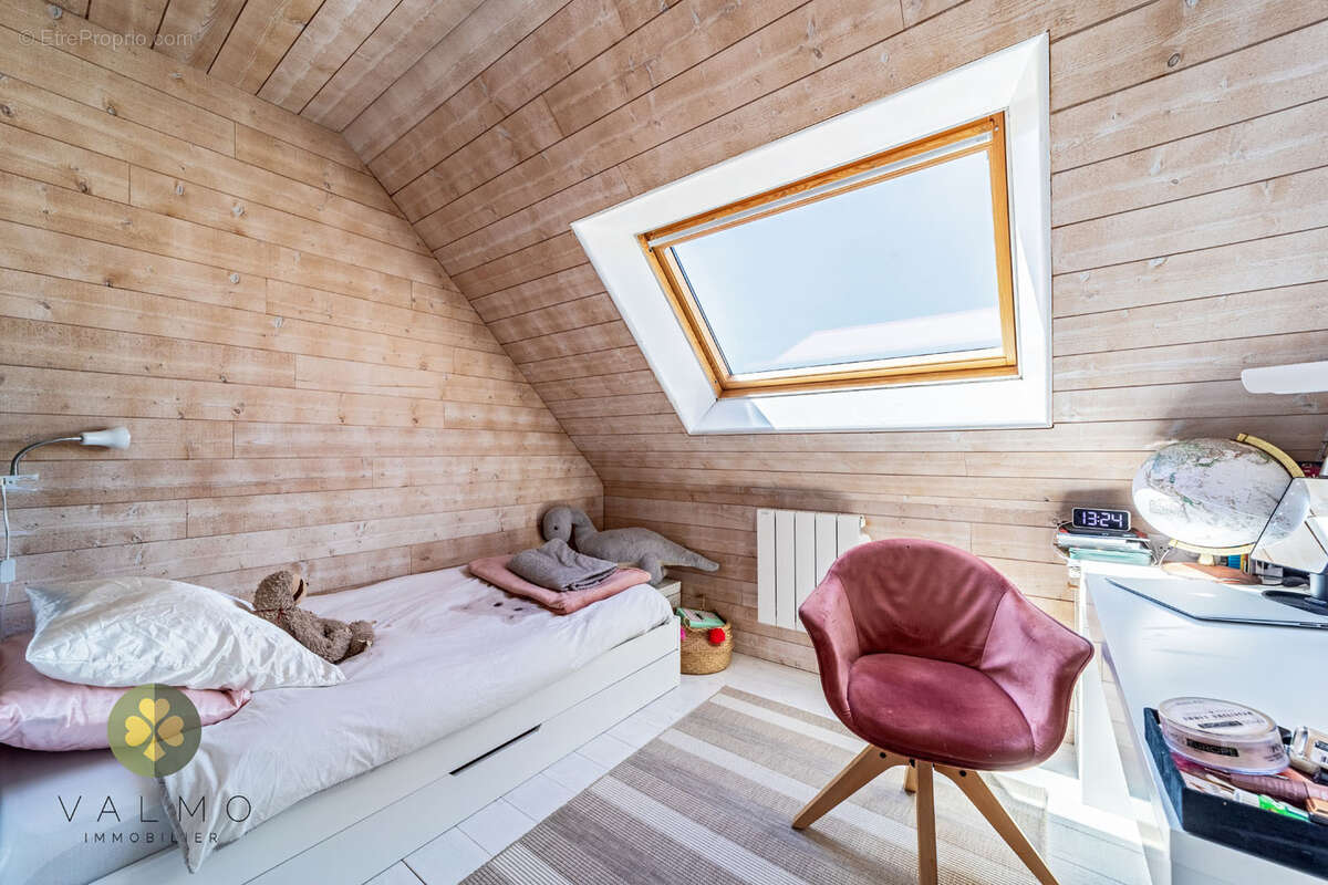 Maison individuelle 'coup de coeur' avec piscine en centre village - photo 18