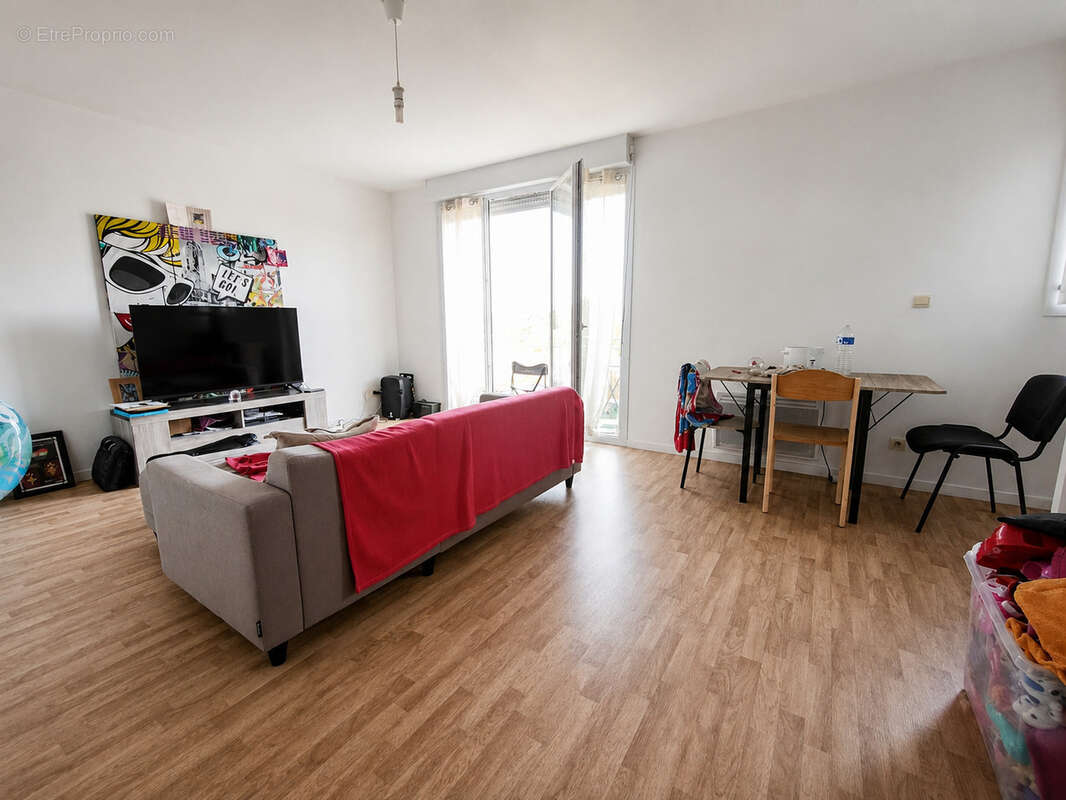 Appartement 58 m² à Soyaux  - photo 9