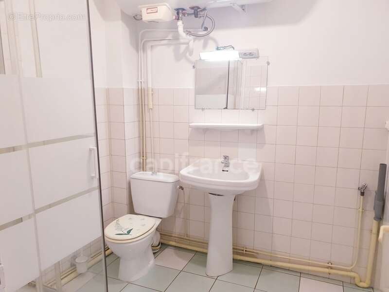 Un lot de 4 appartements à vendre sur SAUJON (17) - Centre ville - photo 14