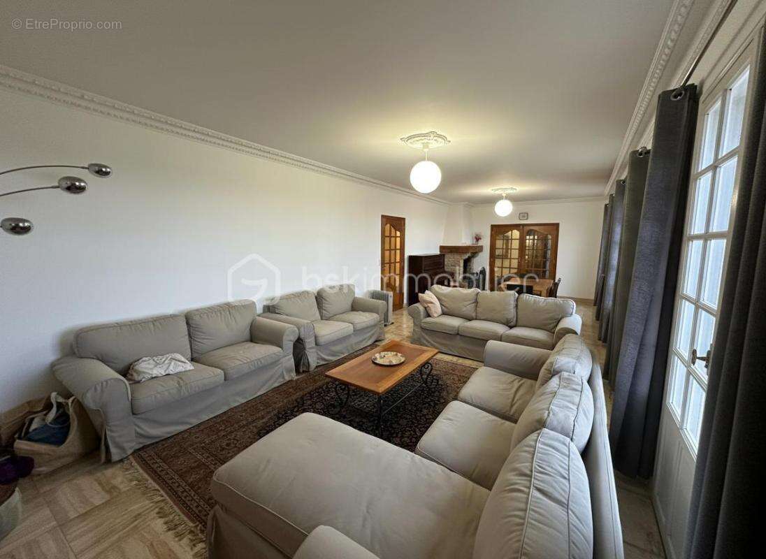 Maison à LE TEILLEUL