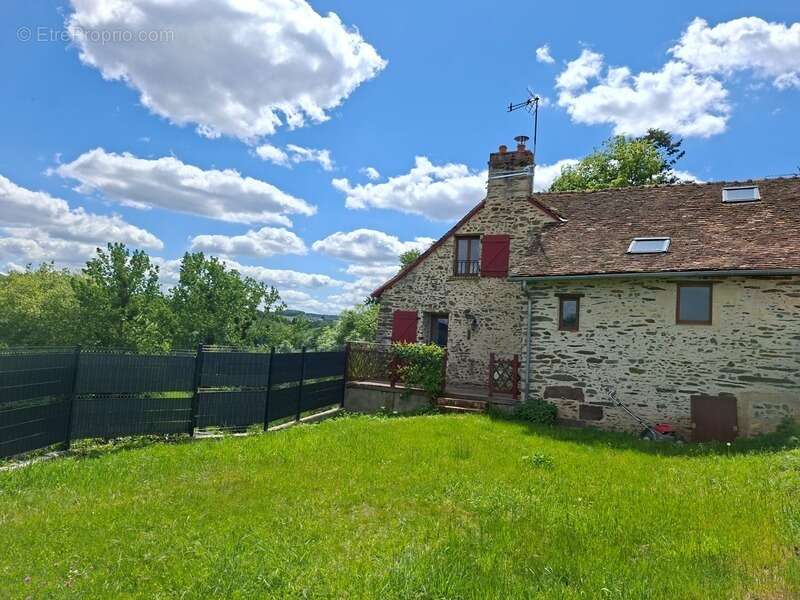 Maison à SOUGE-LE-GANELON