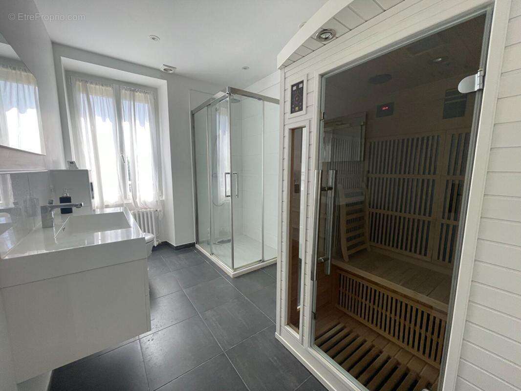 Propriétés Varennes Changy - photo 5