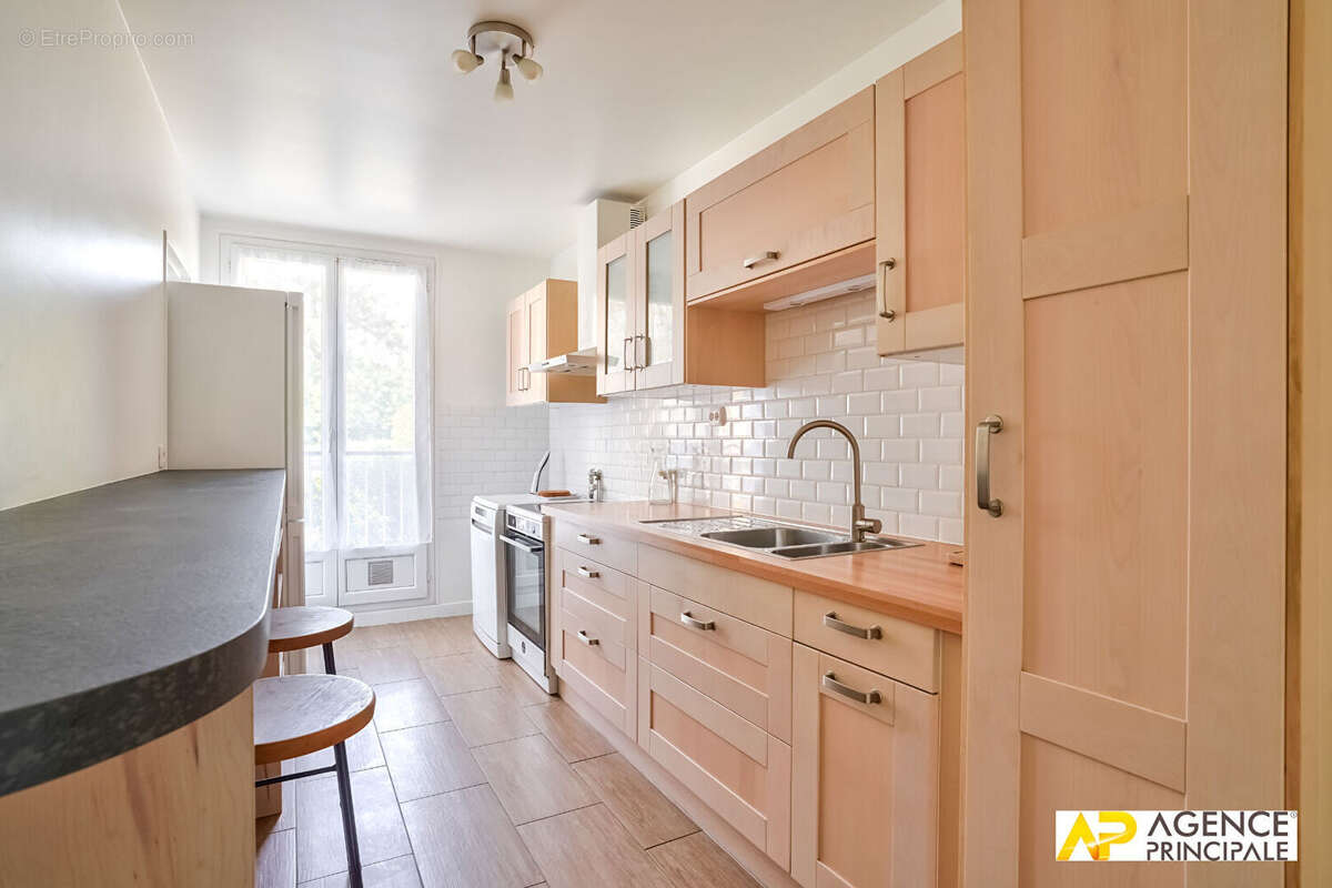 Appartement à MAISONS-LAFFITTE