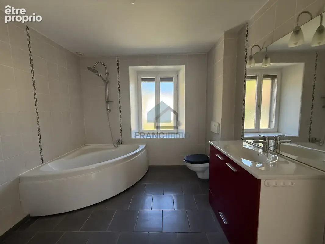 Saint-hippolyte - immeuble avec 4 appartements dont 3 loues - photo 11