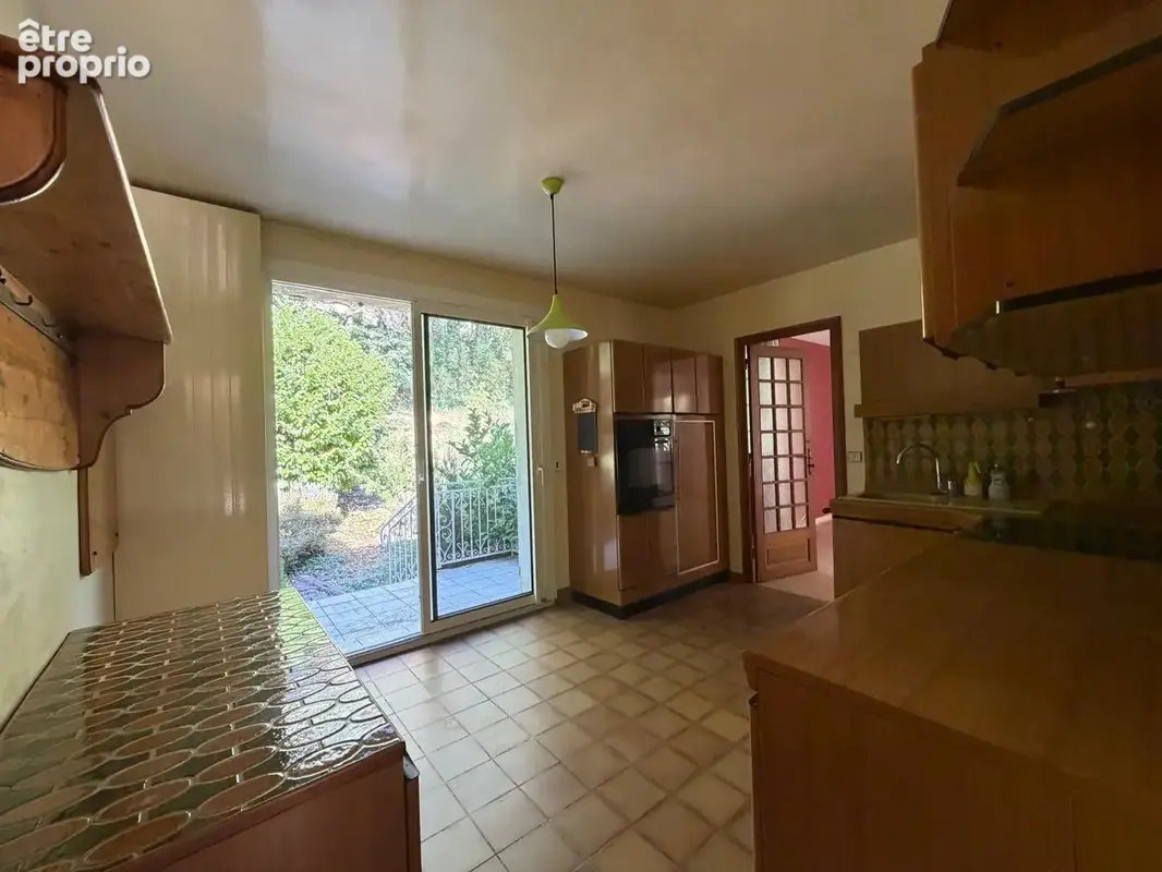 Le Golf / Côte Chaude - MAISON Familiale de 223m2, 6790m2 de terrain - photo 3