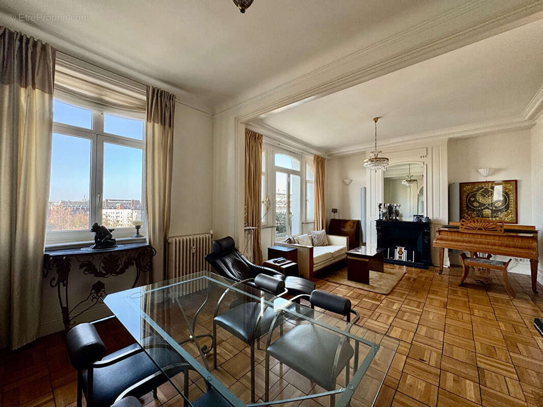 Appartement à MARCQ-EN-BAROEUL