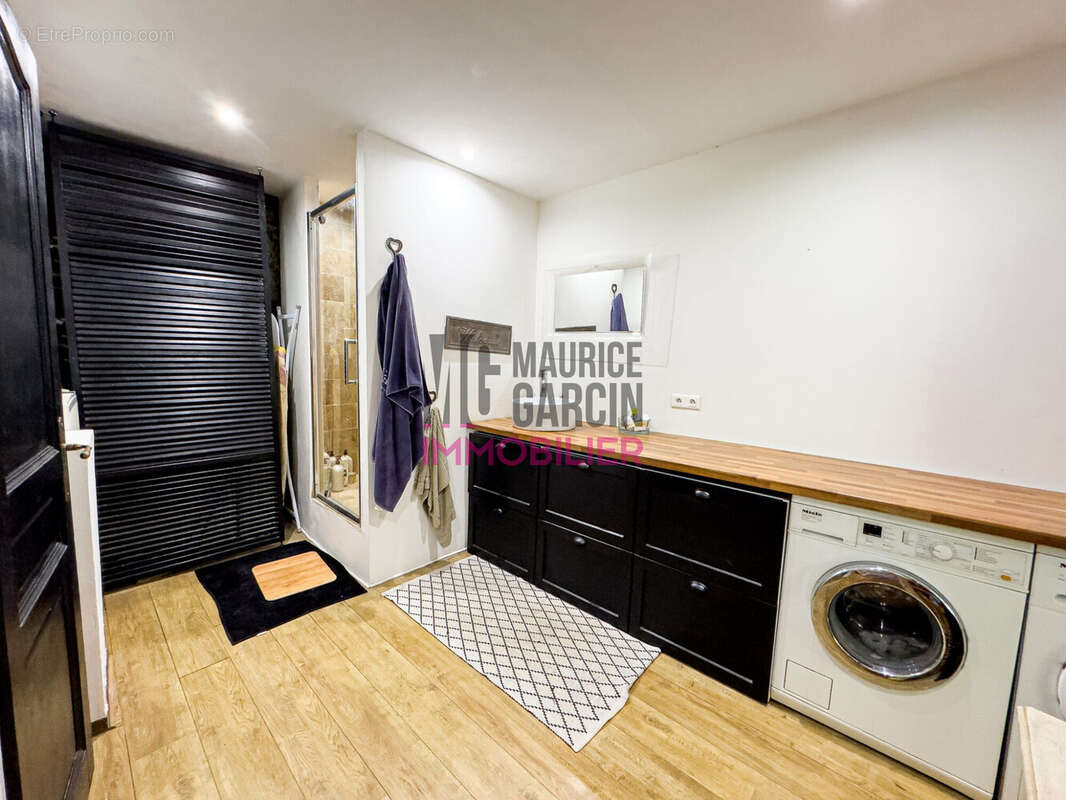 Maison 151 m² à Orange  - photo 7