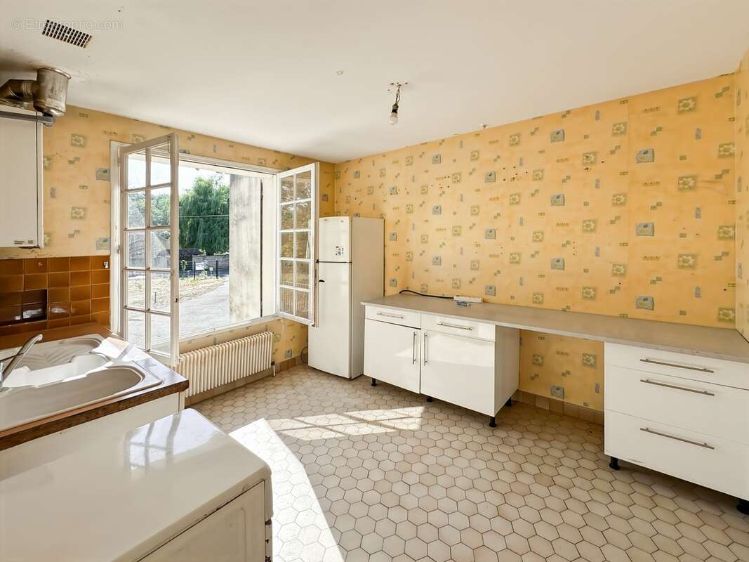 SOUPPES SUR LOING maison P5 de 126 m² sur sous-sol total - Terrain de 1096 m² - photo 8