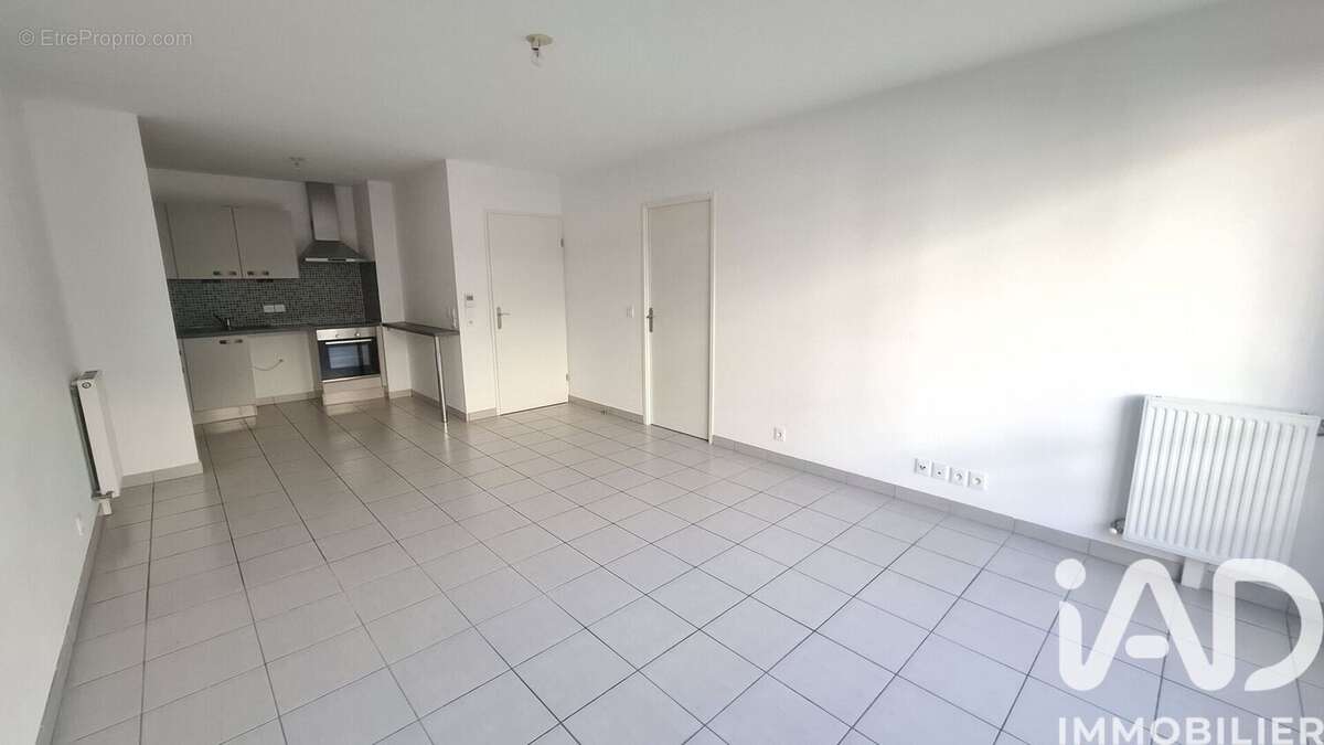 Photo 5 - Appartement à MENNECY