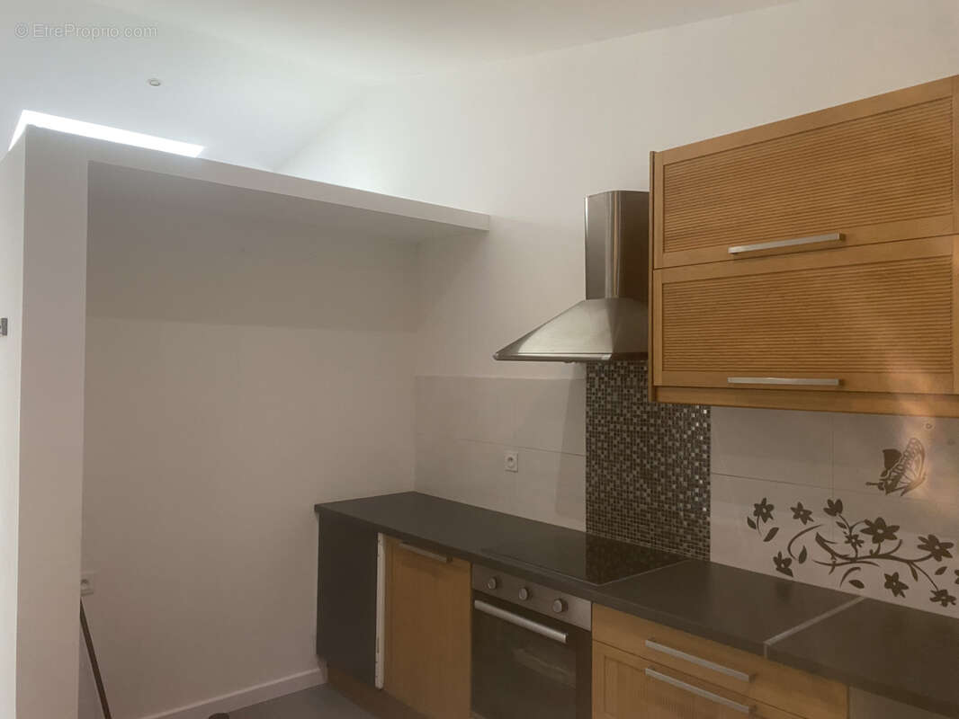 Appartement à MAUGUIO