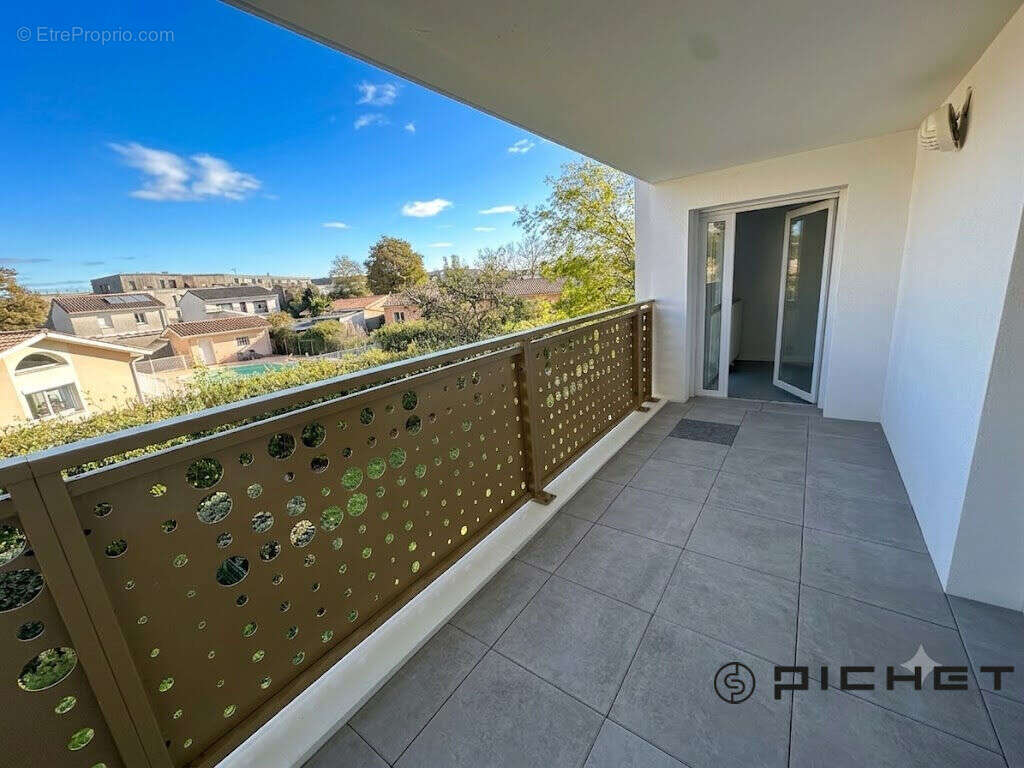 A vendre villenave d'ornon t2 terrasse parking - photo 5